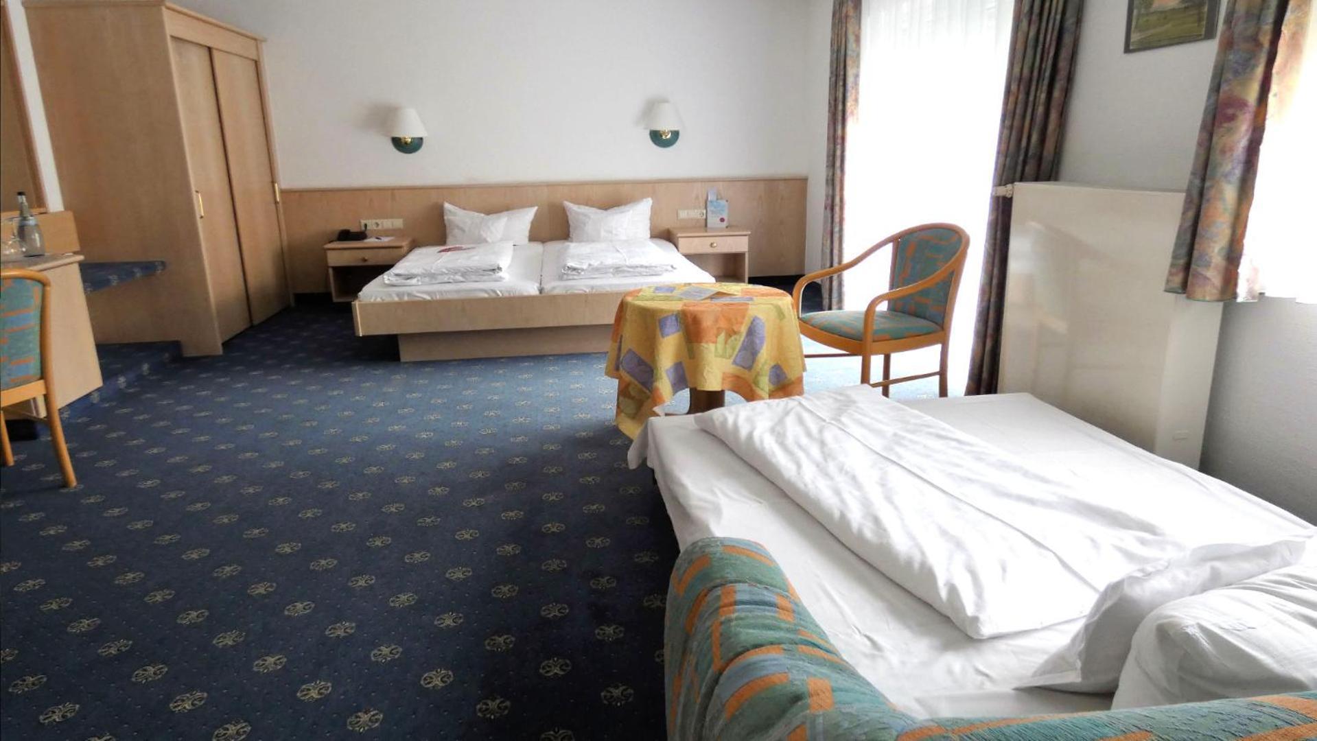 Großes Doppelzimmer